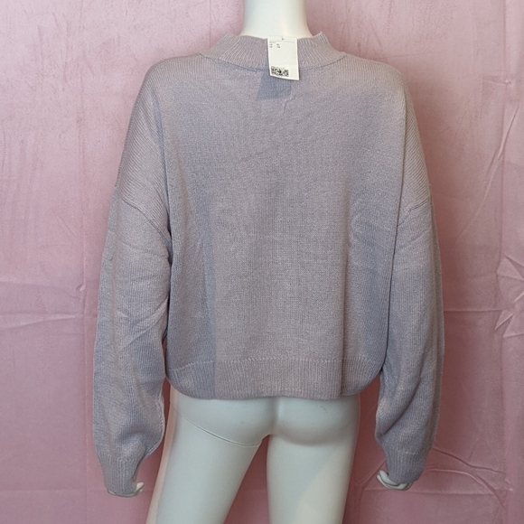 Divided H&M Lavender Mockneck Pullover Knit Crop Sweater size XL - Picture 2 of 5